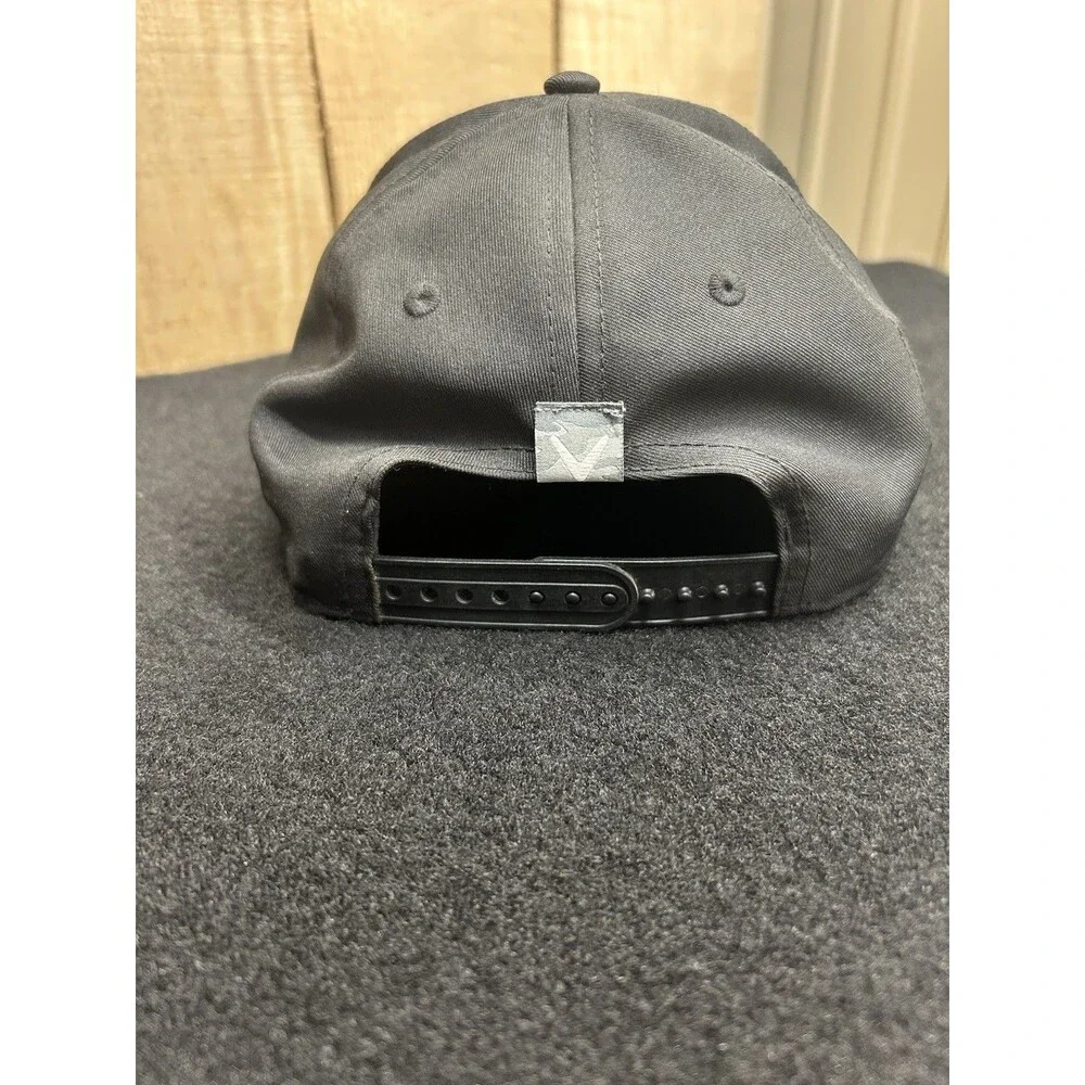 Callaway Golf Embroidered Black/Gray Snapback Adjustable Hat/Cap Clean